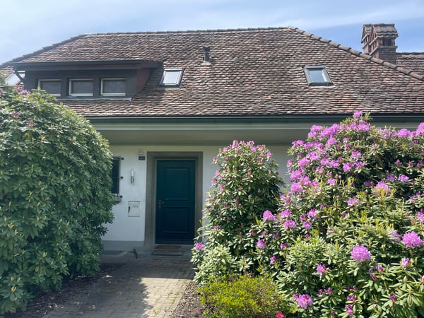 8 ZIMMER-HAUS IN BOLLIGEN (BE), MÖBLIERT, TEMPORÄR 8