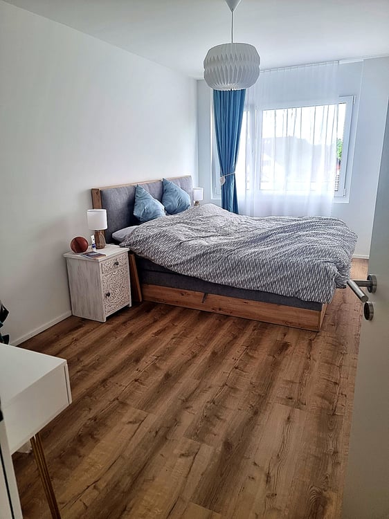 3½ ZIMMER-ATTIKAWOHNUNG IN WEINFELDEN (TG), MÖBLIERT, TEMPORÄR 3