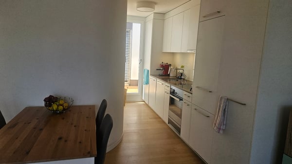 2½ ZI-WOHNUNG IN CHAM (ZG), MÖBLIERT, TEMPORÄR 3
