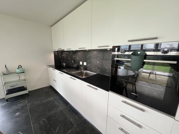 3½ ZI-WOHNUNG IN DELÉMONT (JU), MÖBLIERT, TEMPORÄR 3