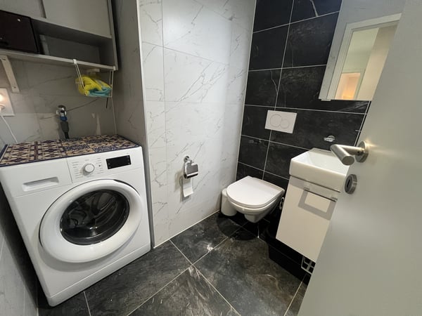 3½ ZI-WOHNUNG IN DELÉMONT (JU), MÖBLIERT, TEMPORÄR 8