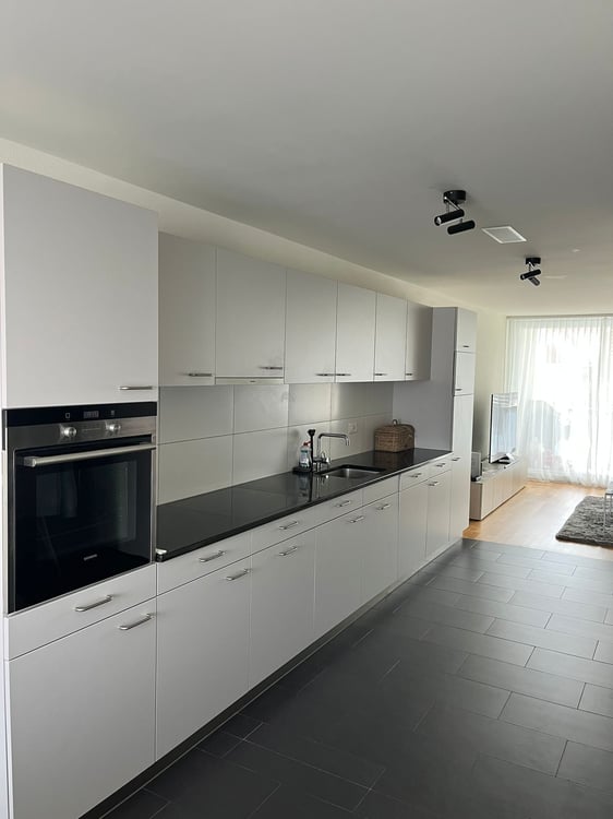 2½ ZI-WOHNUNG IN THUN (BE), MÖBLIERT, TEMPORÄR 3