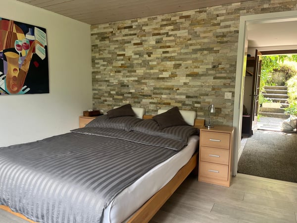 3 ZI-WOHNUNG IN REICHENBACH IM KANDERTAL (BE), MÖBLIERT, TEMPORÄR 9