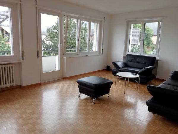 5½ ZI-WOHNUNG IN EGG B. ZÜRICH (ZH), MÖBLIERT 1
