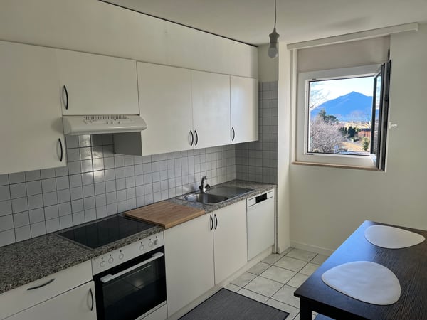 3½ ZI-WOHNUNG IN PREGASSONA (TI), MÖBLIERT 4