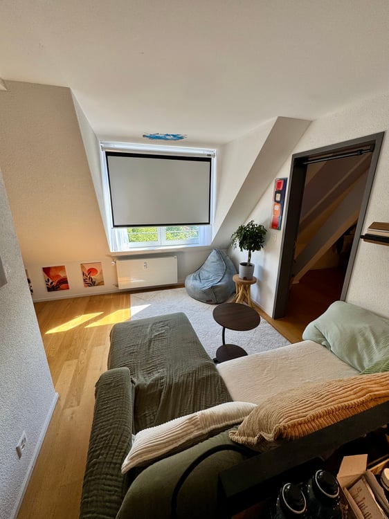 2½ ZIMMER-DACHWOHNUNG IN ZÜRICH - KREIS 10, MÖBLIERT, TEMPORÄR 2