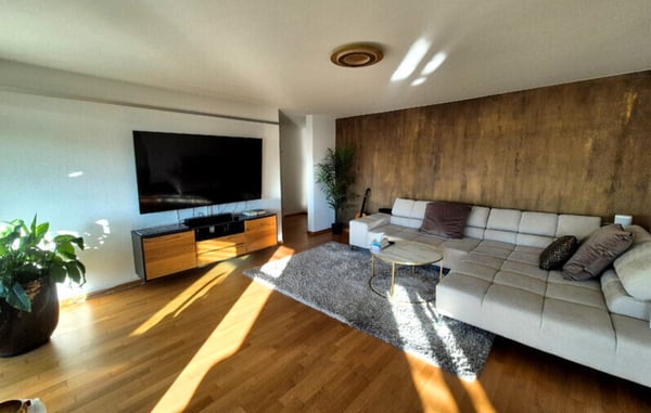 2½ ZI-WOHNUNG IN ZÜRICH - KREIS 9 ALTSTETTEN, MÖBLIERT, TEMPORÄR 1
