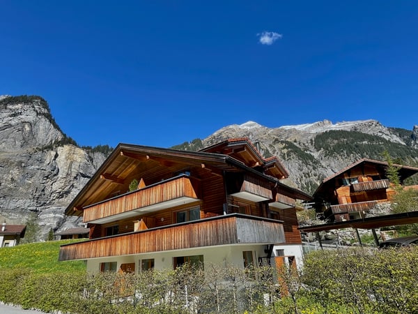 2½ ZI-WOHNUNG IN KANDERSTEG (BE), MÖBLIERT, TEMPORÄR 1
