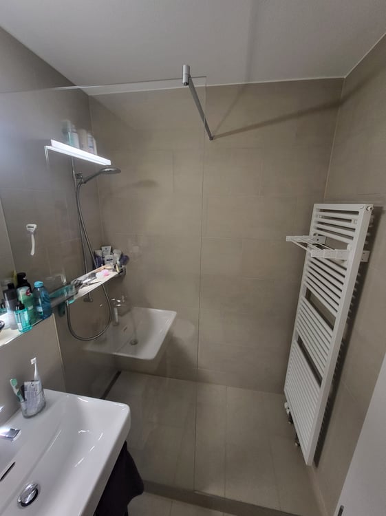 2 ZI-WOHNUNG IN ZÜRICH - KREIS 3 WIEDIKON, MÖBLIERT, TEMPORÄR 4