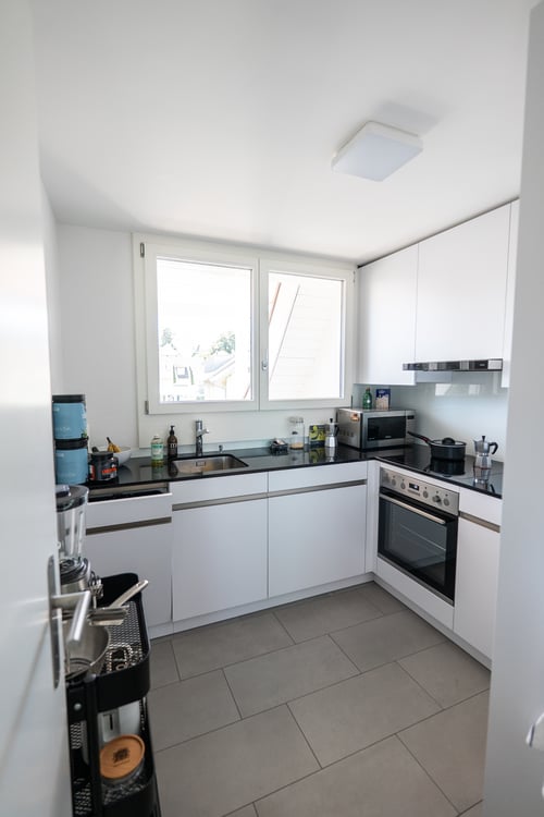 2 ZI-WOHNUNG IN BERN - MATTENHOF, MÖBLIERT, TEMPORÄR 3