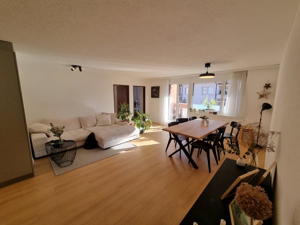 3½ ZI-WOHNUNG IN GOLDAU (SZ), MÖBLIERT, TEMPORÄR 2