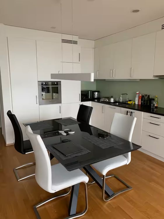 2½ ZI-WOHNUNG IN ZÜRICH - KREIS 9 ALTSTETTEN, MÖBLIERT, TEMPORÄR 2