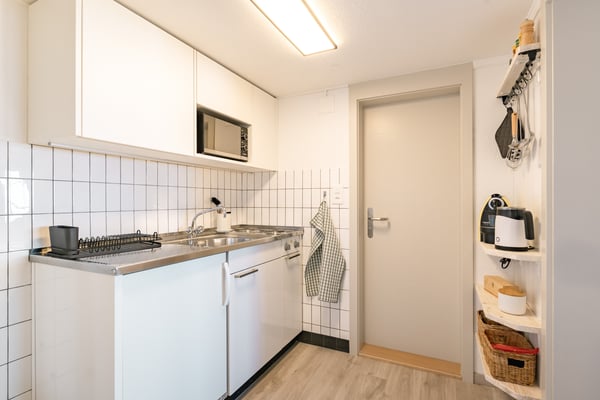 2½ ZI-WOHNUNG IN LEISSIGEN (BE), MÖBLIERT, TEMPORÄR 8