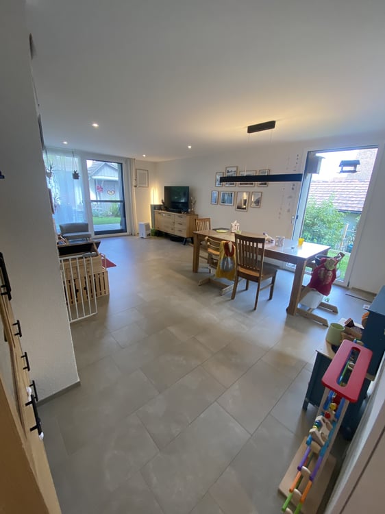 5½ ZIMMER-HAUS IN DORF (ZH), MÖBLIERT, TEMPORÄR 1