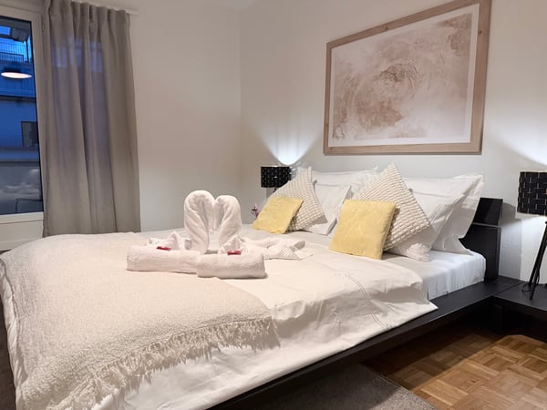 2½ ZIMMER-MAISONETTEWOHNUNG IN ZÜRICH - KREIS 8 SEEFELD/MÜHLEBACH, MÖB 1