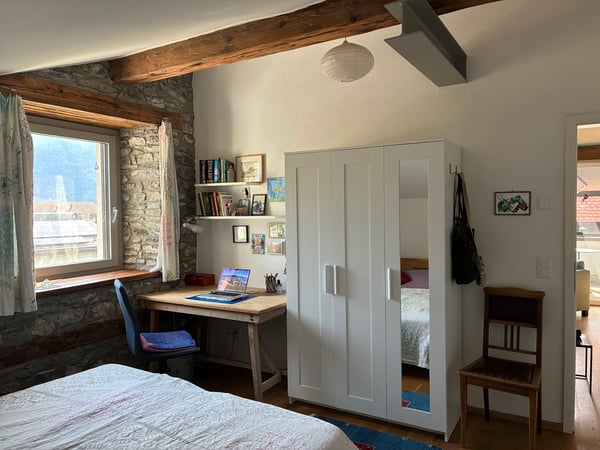 3½ ZIMMER-LOFT IN ZIZERS (GR), MÖBLIERT, TEMPORÄR 10