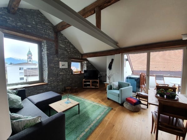 3½ ZIMMER-LOFT IN ZIZERS (GR), MÖBLIERT, TEMPORÄR 1
