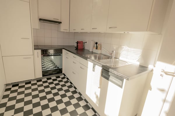 2 ZI-WOHNUNG IN LIEBEFELD (BE), MÖBLIERT, TEMPORÄR 3