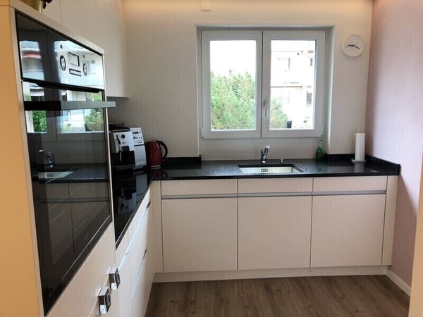 3 ZI-WOHNUNG IN RAPPERSWIL (SG), MÖBLIERT, TEMPORÄR