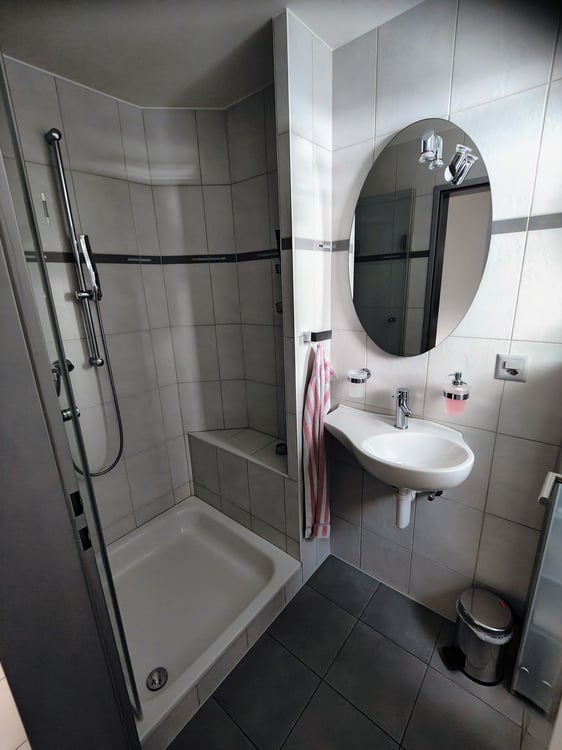 4½ ZIMMER-MAISONETTEWOHNUNG IN LAUSEN (BL), MÖBLIERT, TEMPORÄR 7