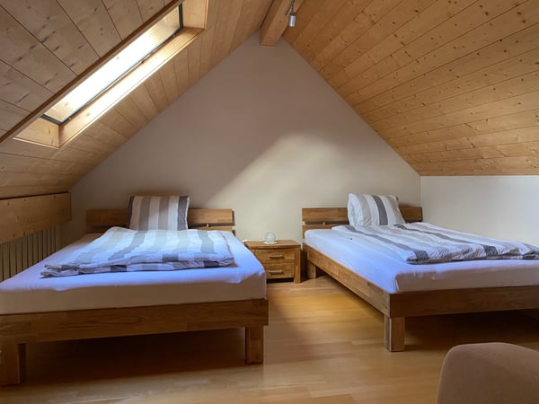 2½ ZI-WOHNUNG IN WATTENWIL (BE), MÖBLIERT, TEMPORÄR 7