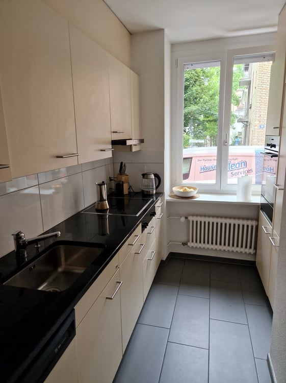3½ ZI-WOHNUNG IN ZÜRICH - KREIS 3 WIEDIKON, MÖBLIERT, TEMPORÄR 4