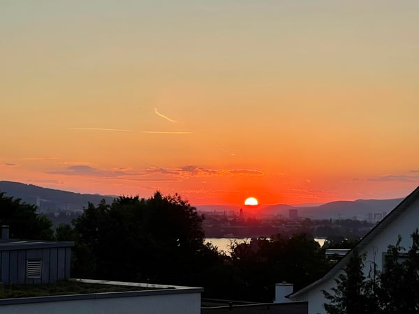 3½ ZIMMER-MAISONETTEWOHNUNG IN ZOLLIKON (ZH), MÖBLIERT, TEMPORÄR 10