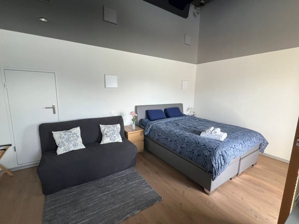 2½ ZI-WOHNUNG IN SIGRISWIL (BE), MÖBLIERT, TEMPORÄR 5