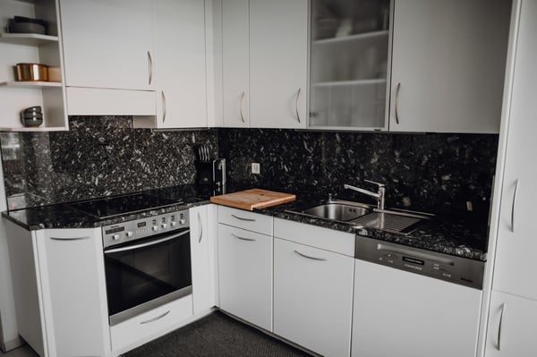2 ZI-WOHNUNG IN BASEL - GUNDELDINGEN, MÖBLIERT, TEMPORÄR 7