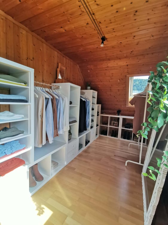 7½ ZIMMER-HAUS IN URNÄSCH (AR), MÖBLIERT, TEMPORÄR 3