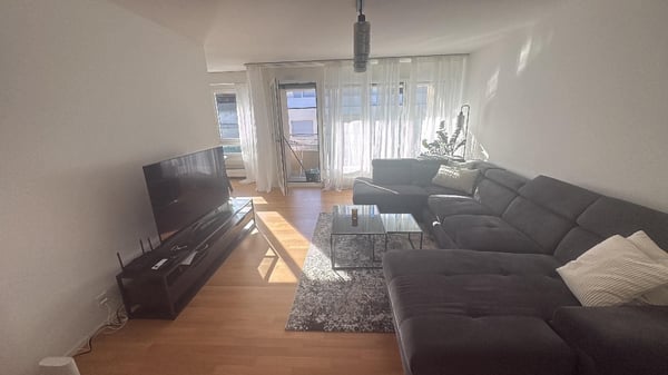 1 ZI-WOHNUNG IN BASEL - GUNDELDINGEN, MÖBLIERT, TEMPORÄR 1