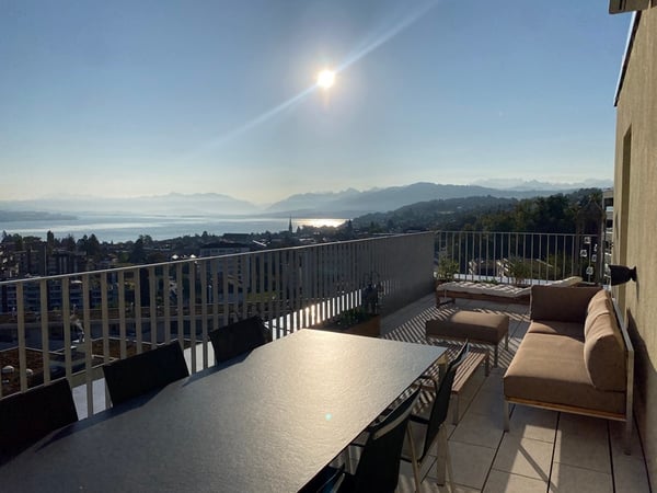 2½ ZIMMER-ATTIKAWOHNUNG IN WÄDENSWIL (ZH), MÖBLIERT, TEMPORÄR 4