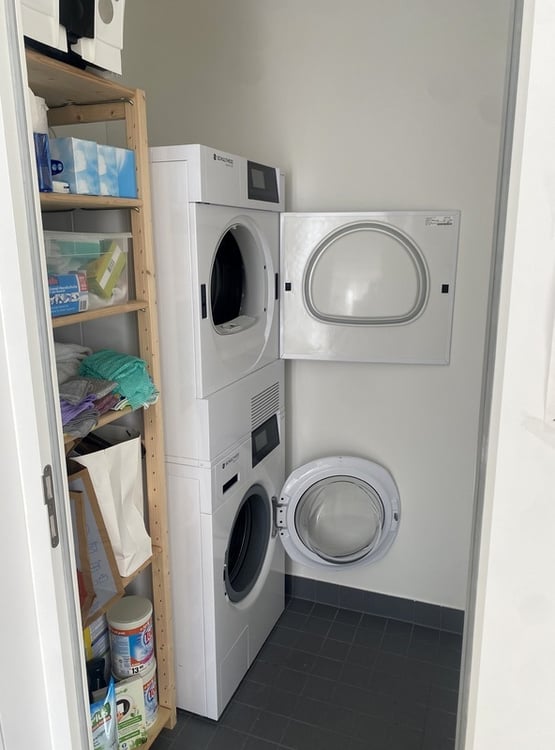 2½ ZIMMER-ATTIKAWOHNUNG IN WÄDENSWIL (ZH), MÖBLIERT, TEMPORÄR 9