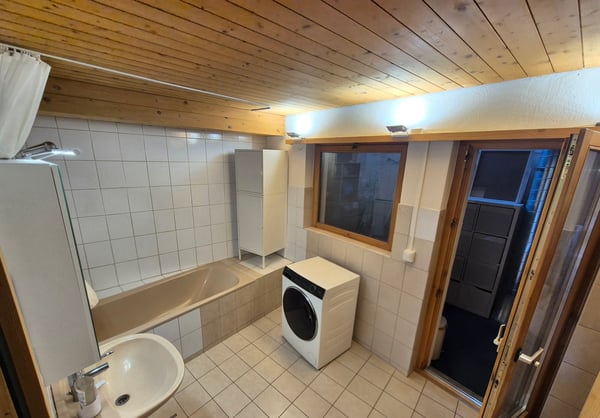3½ ZI-WOHNUNG IN TAMINS (GR), MÖBLIERT, TEMPORÄR 8