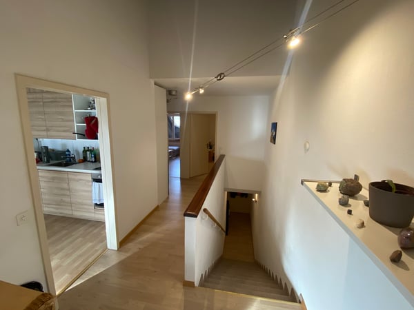 2½ ZI-WOHNUNG IN MÖNCHALTORF (ZH), MÖBLIERT, TEMPORÄR 3