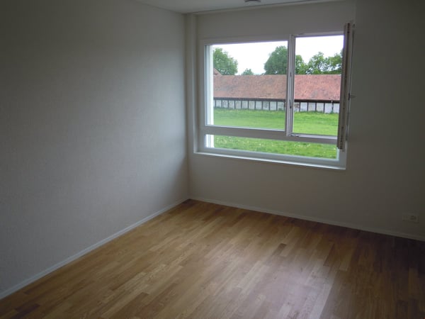 Moderne 3.5-Zimmer im 1. Obergeschoss 8