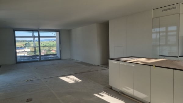 Grosse 5.5-Zimmerwohnung im Eigentumsstandard 4