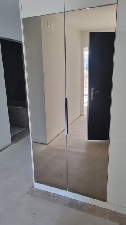 Grosse 5.5-Zimmerwohnung im Eigentumsstandard 7