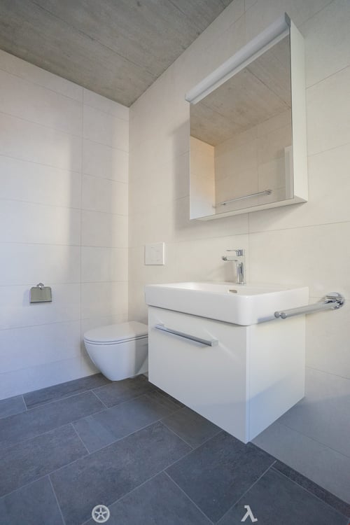 möbliertes WG-Zimmer mit eigenem Bad / chambre meublée en colocation avec salle de bain privée 6