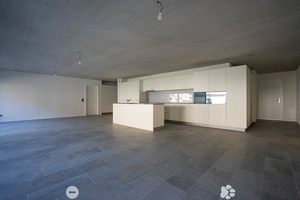 möbliertes WG-Zimmer mit eigenem Bad / chambre meublée en colocation avec salle de bain privée 4
