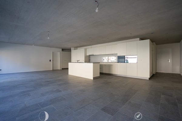 möbliertes WG-Zimmer mit eigenem Bad / chambre meublée en colocation avec salle de bain privée 4