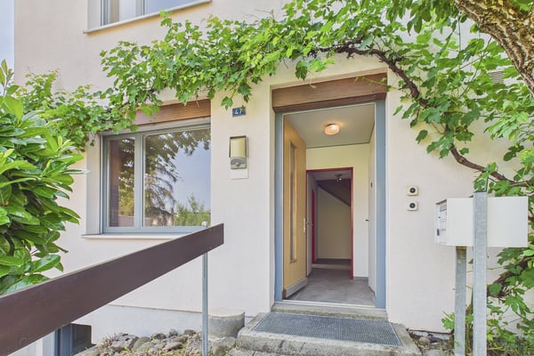 Wohnen in der Nähe des Bielersees – 5-Zimmer-Reihenhaus mit Potenzial 2