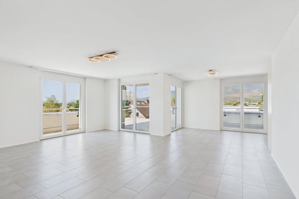 Moderne 4-Zimmer-Dachwohnung im Neubau in Gampelen 6