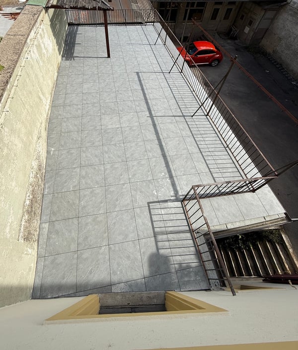 Traumhafte 5.5-ZimmerDACHwohnung mit riesiger Terrasse (60m2) an zentraler Lage (Altbau) 20