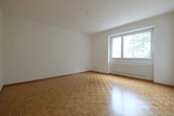 Traumhafte 4-Zimmer-Eigentumswohnung mit grossem Balkon 9