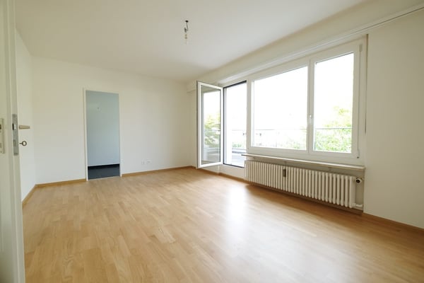 Moderne 1-ZimmerDACHwohnung mit riesigem Dachbalkon 2