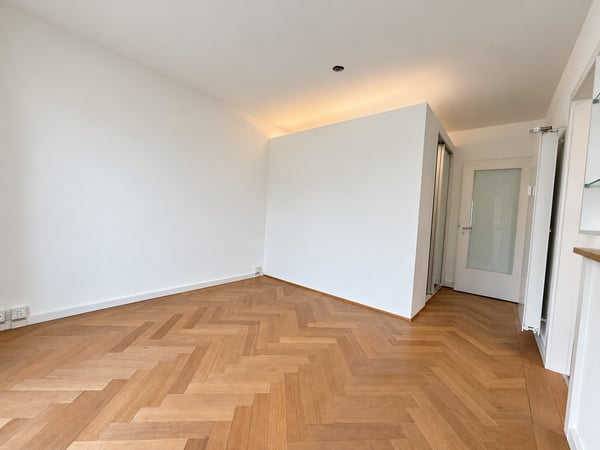 Traumhafte 2-Zimmerwohnung mit grossem Balkon in gepflegtem Altbau 9
