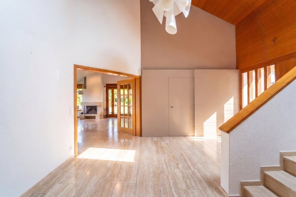 Exklusive Villa mit Panoramablick & Einliegerwohnung 13