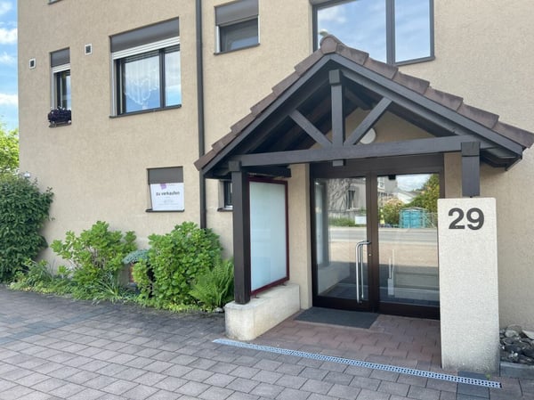 Grosszügige Büroräumlichkeiten im EG & UG 34