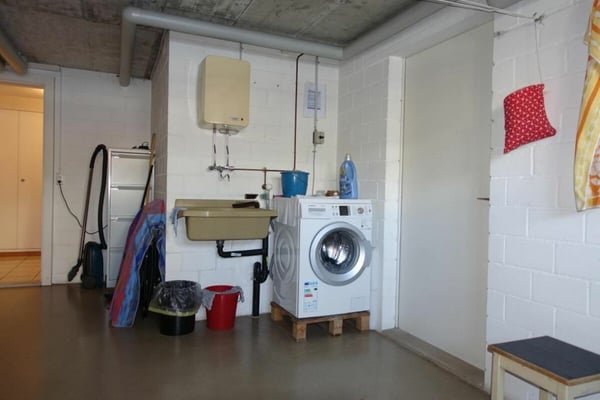 Grosszügige Büroräumlichkeiten im EG & UG 30